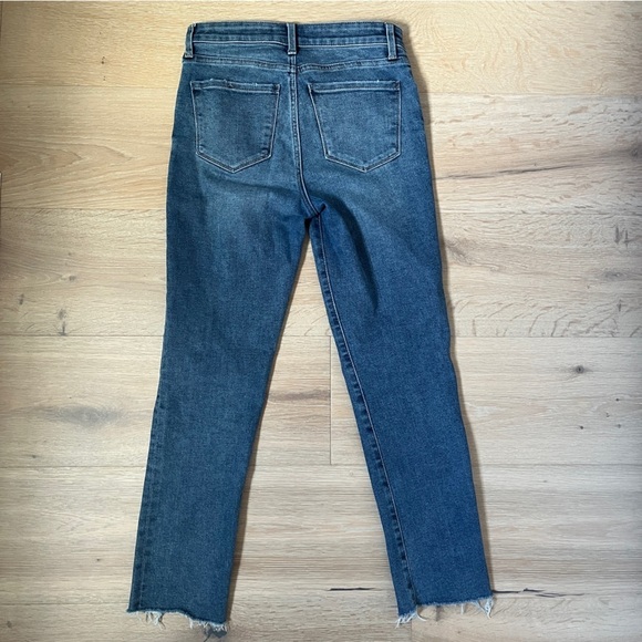 Evereve Women's the Ever Straight High Rise Raw Hem Jeans Sz 25 *Q4 - Picture 3 of 4